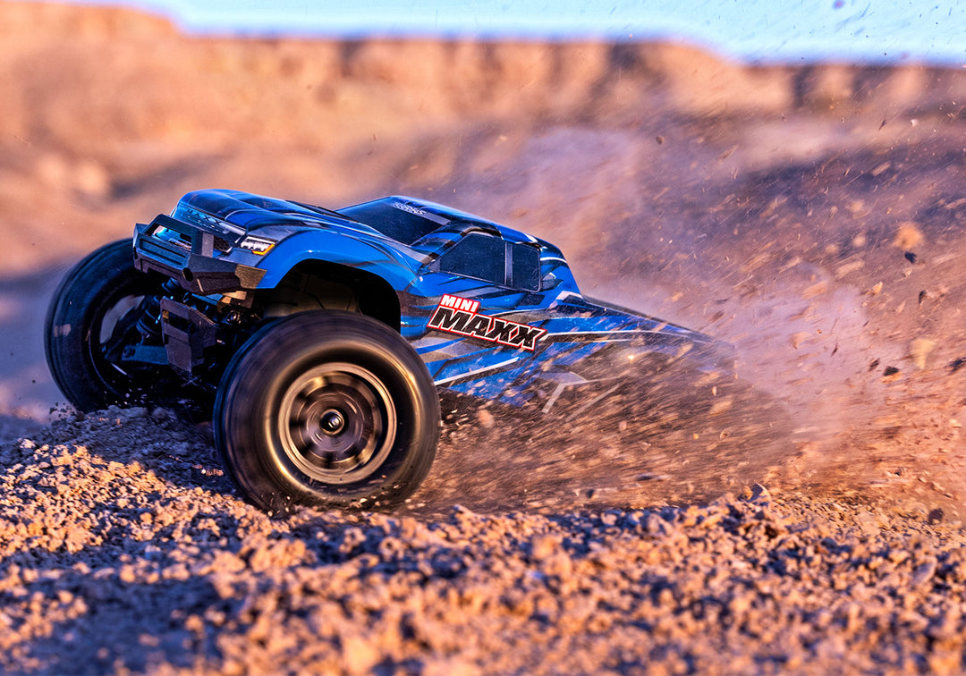 Mini Maxx Truck, BL-2s, Traxxas #107154-1 (In-Store Pickup Only)