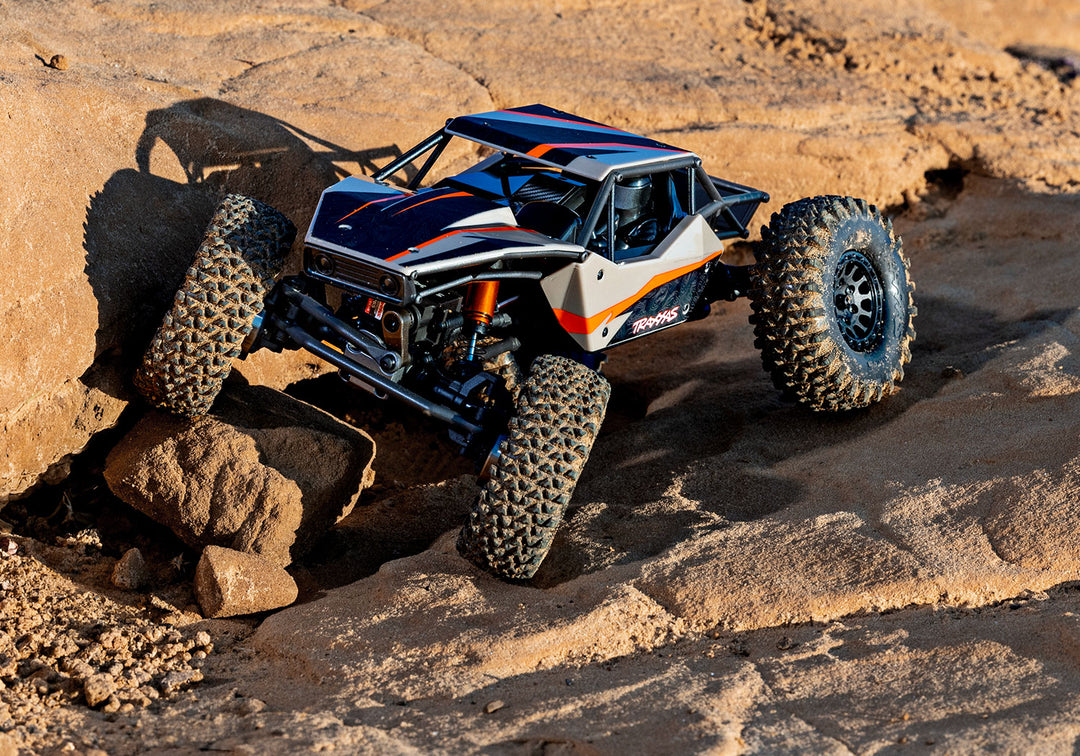 TXC-4M Extreme Crawler 1/18 Model Traxxas 120074-1 October 30 - In-Store Official On-Sale Date