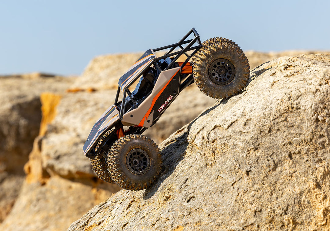 TXC-4M Extreme Crawler 1/18 Model Traxxas 120074-1 October 30 - In-Store Official On-Sale Date