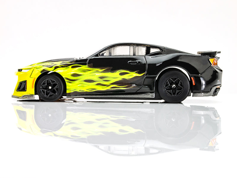 AFX Camaro ZL1 2021 Wildfire Black/Lime 22060