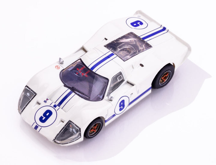 22078 GT40 Mark IV #9 White AFX