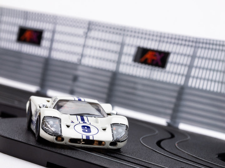 22078 GT40 Mark IV #9 White AFX