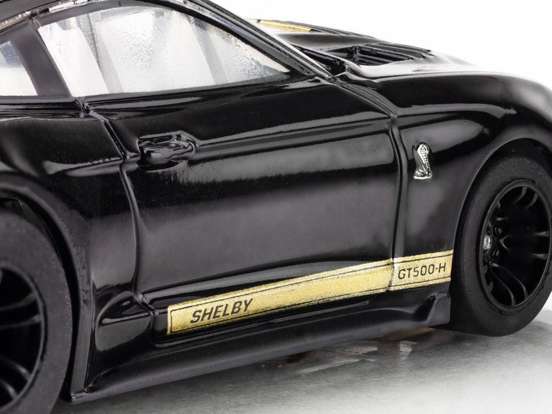 Shelby Mustang GT500H Black/Gold AFX 22082