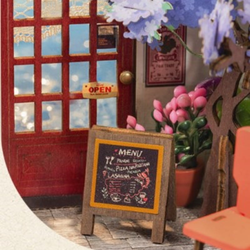 Sea Holiday Restaurant, Super Mini Houses - Little Warm Spaces Robotime DS039