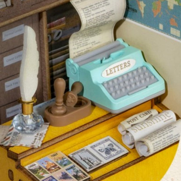 Century Post Office, Super Mini Houses - Little Warm Spaces Robotime DS037