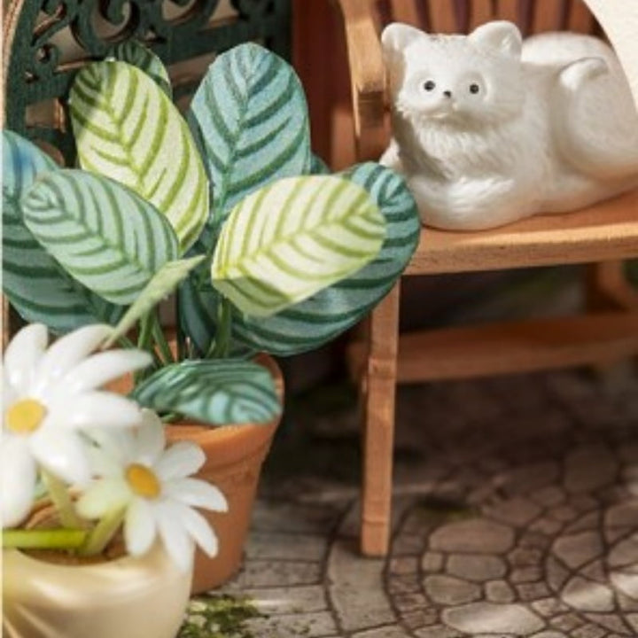 Fancy Tea Yard, Super Mini Houses - Little Warm Spaces Robotime DS038