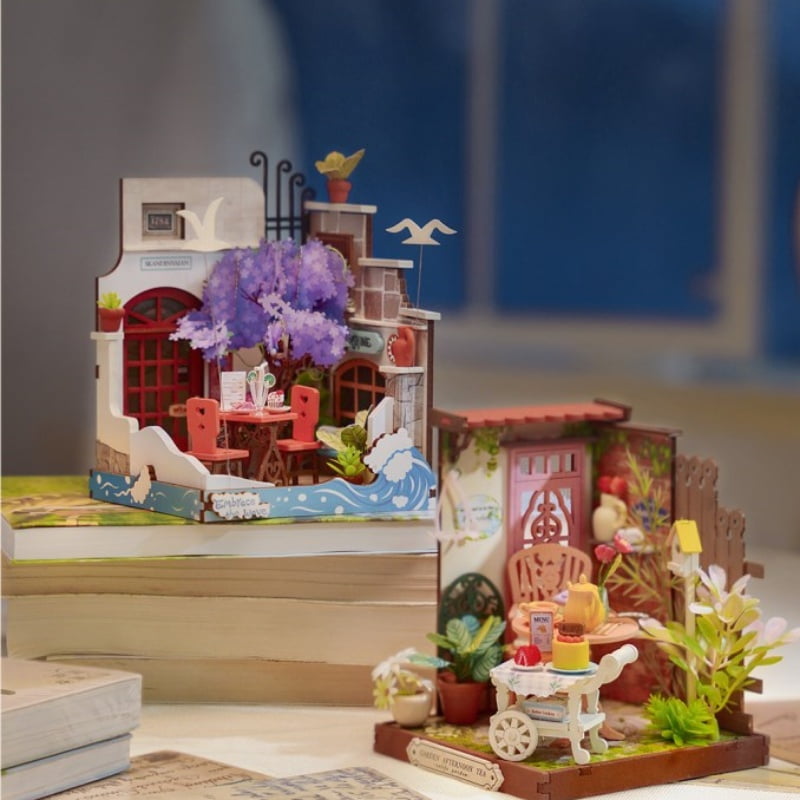 Sea Holiday Restaurant, Super Mini Houses - Little Warm Spaces Robotime DS039