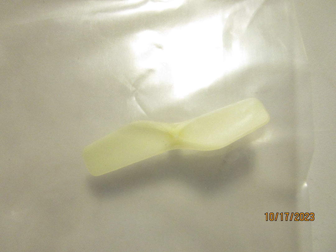 EFLH 3017GL Glow In The Dark Tail Rotor (1)
