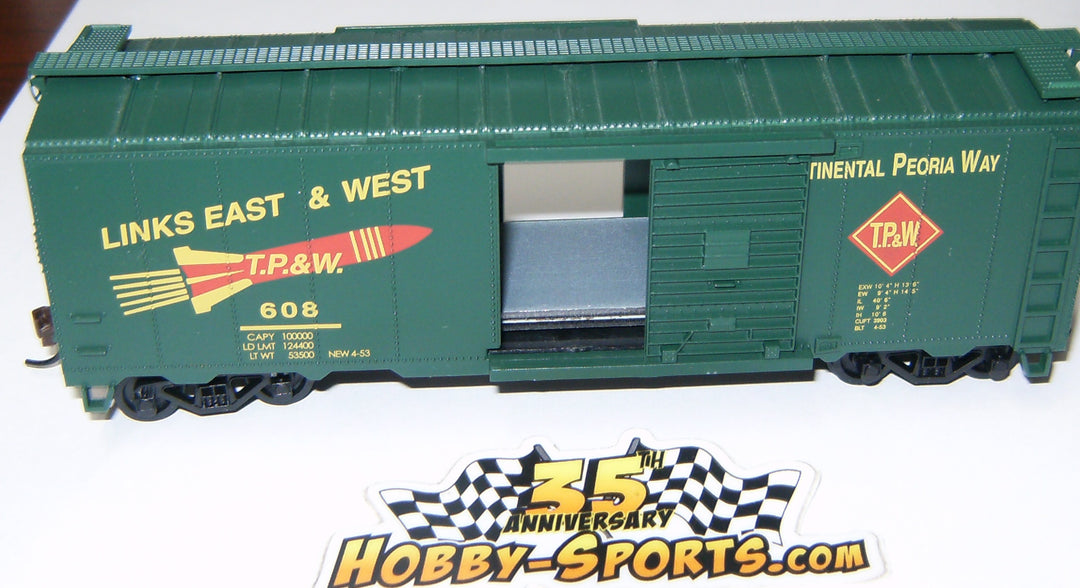 Bachmann THDR box car