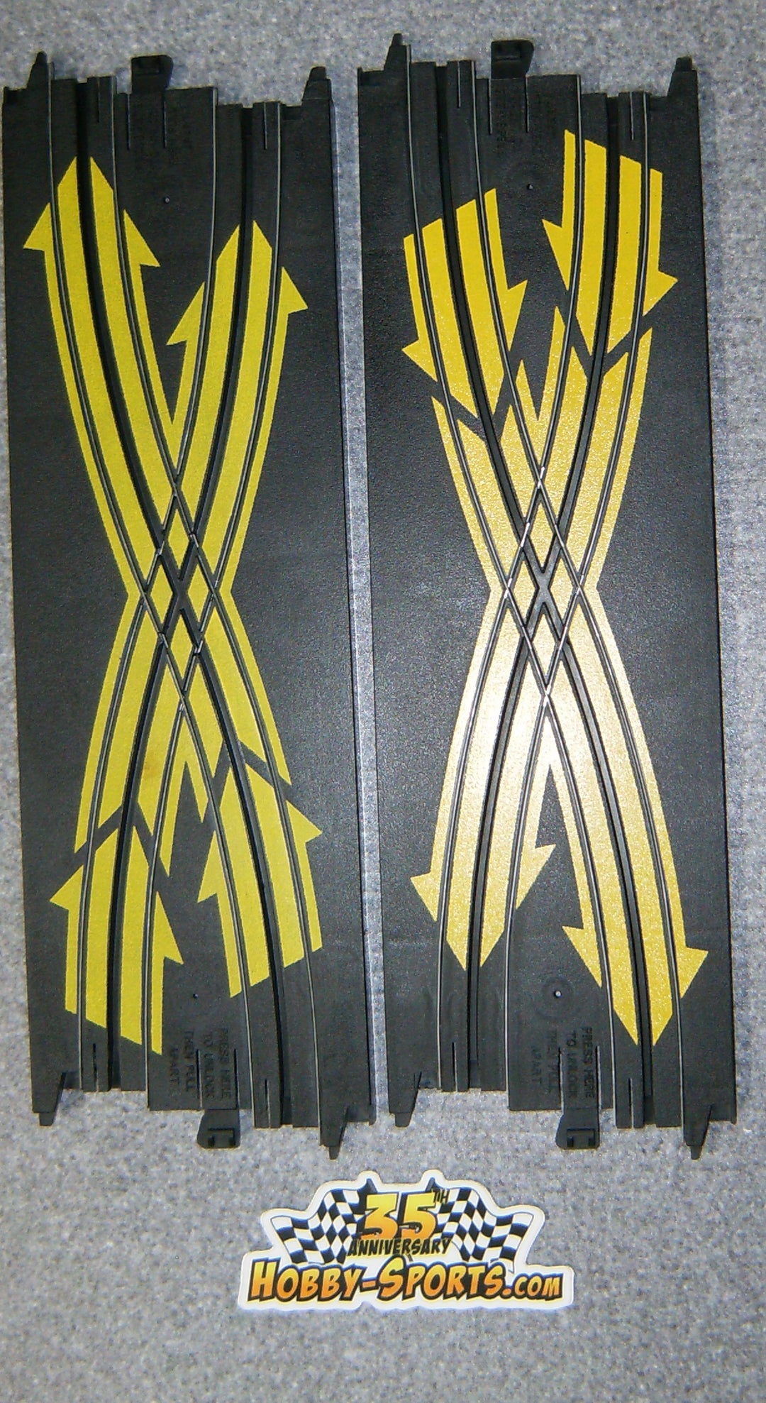 TYCB 5841Z Tyco 9" Crossover Track (2)