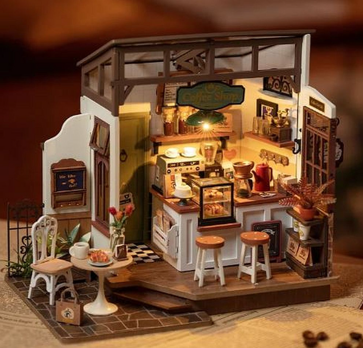 Rolife No.17 Cafe Miniature House kit Robotime DG162
