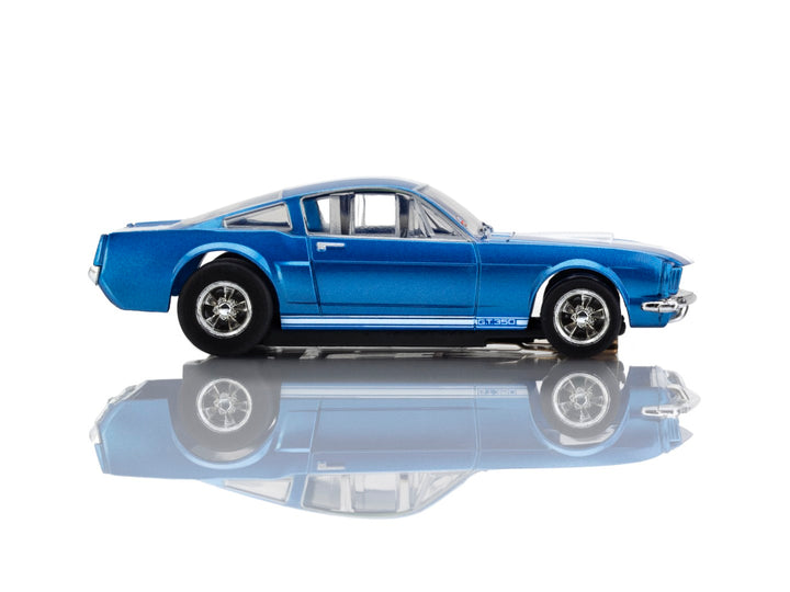 22149  Shelby GT350 – 1966 Blue with White Stripes