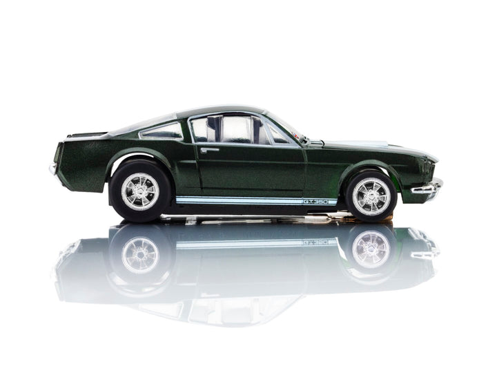 GT350 Shelby Mustang 1966 – Ivy Green with white stripe AFX 22150