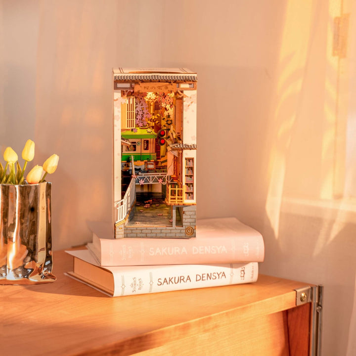 Stories in Books; Sakura Tram Robotime TGB01