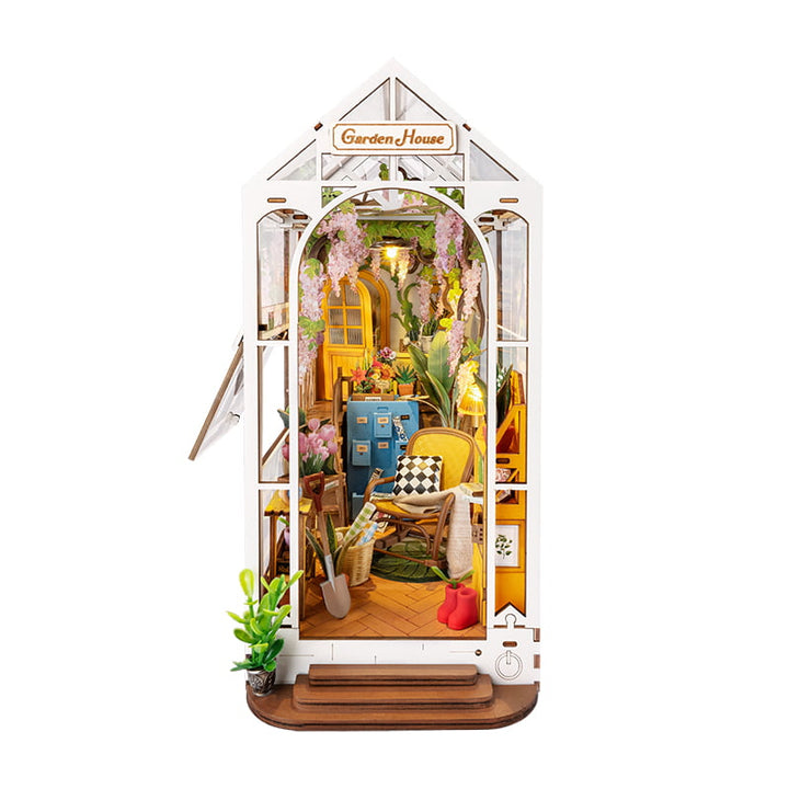 Rolife Holiday Garden House DIY Book Nook Shelf Insert Robotime TGB06