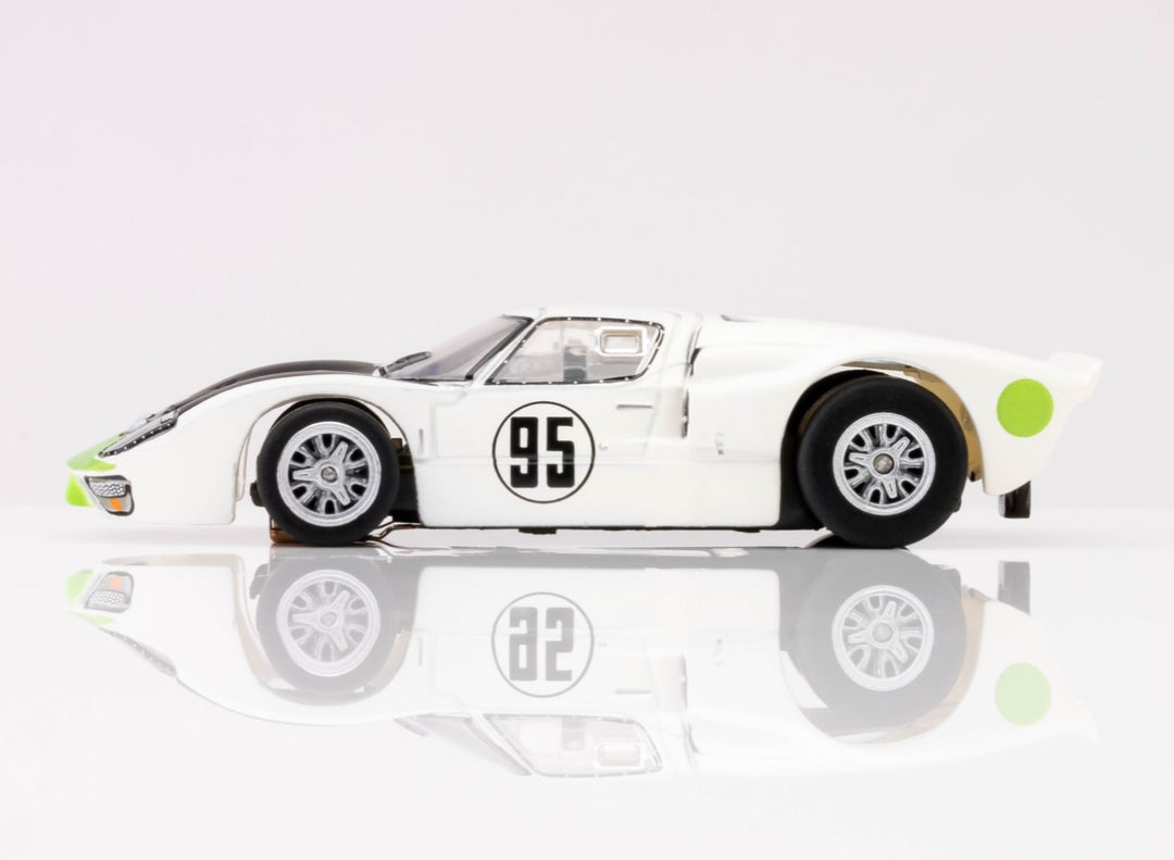 AFX22056 Ford GT40 Mark II #95 Daytona AFX 22056