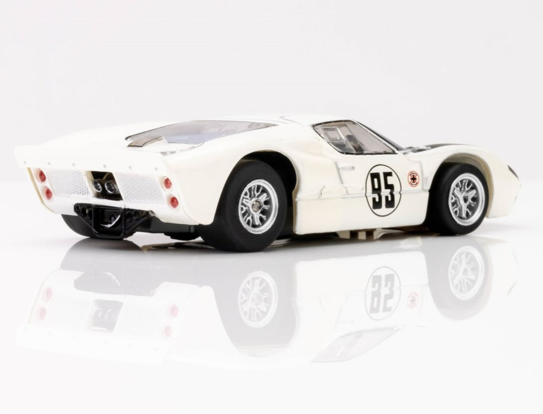 AFX22056 Ford GT40 Mark II #95 Daytona AFX 22056