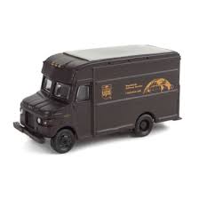 Walthers UPS Pkg Car UPS Bow Tie WAL949-14000