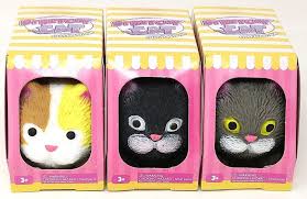 Stretchy Kittens NV556