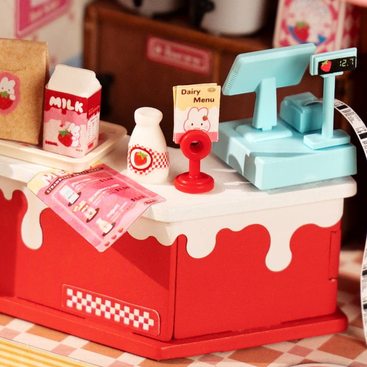 Rolife Food Box Shop, Strawberry Milk Box Robotime DS034