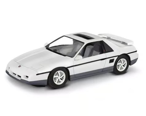 Revell 1/24 1985 Pontiac Fiero