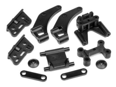 HPI REAR BULKHEAD MOUNT