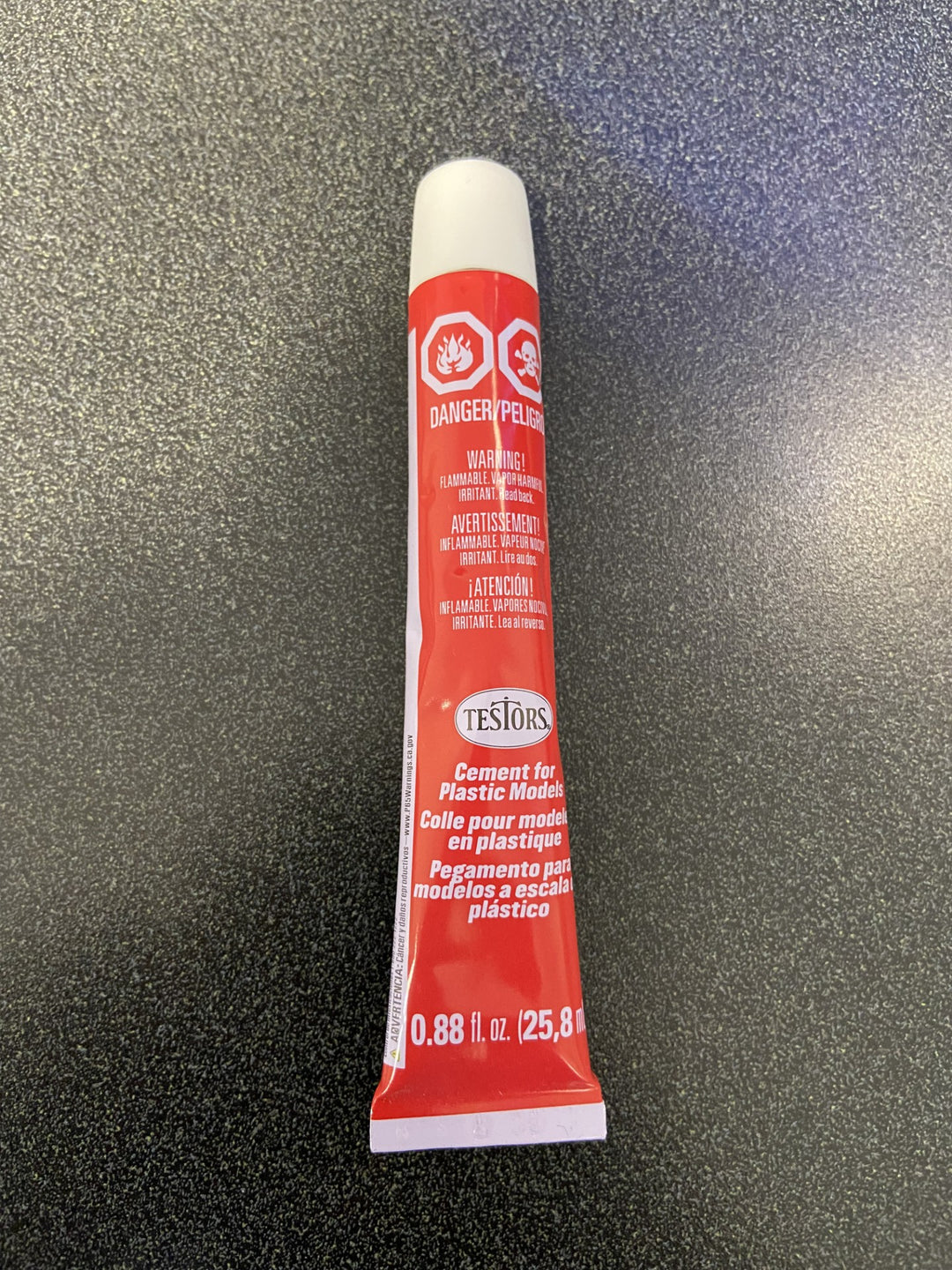 Testors Plastic Cement 7/8 oz TES3512 #3512