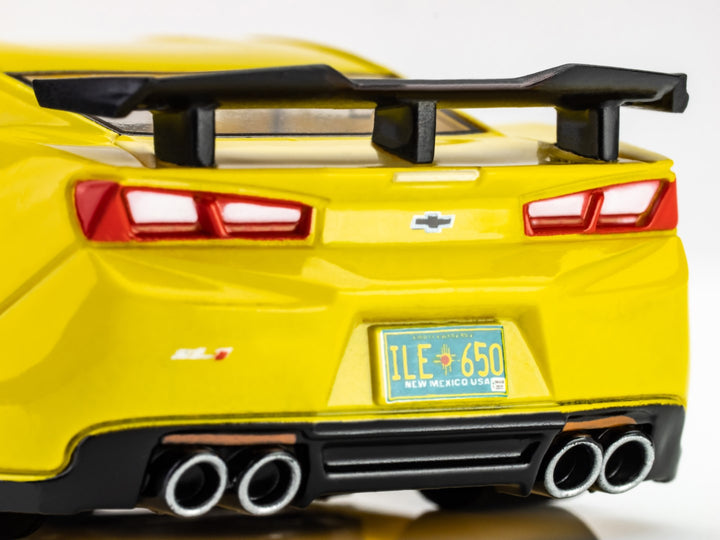 2022 Camaro 1LE – Shock Yellow AFX AFX22075