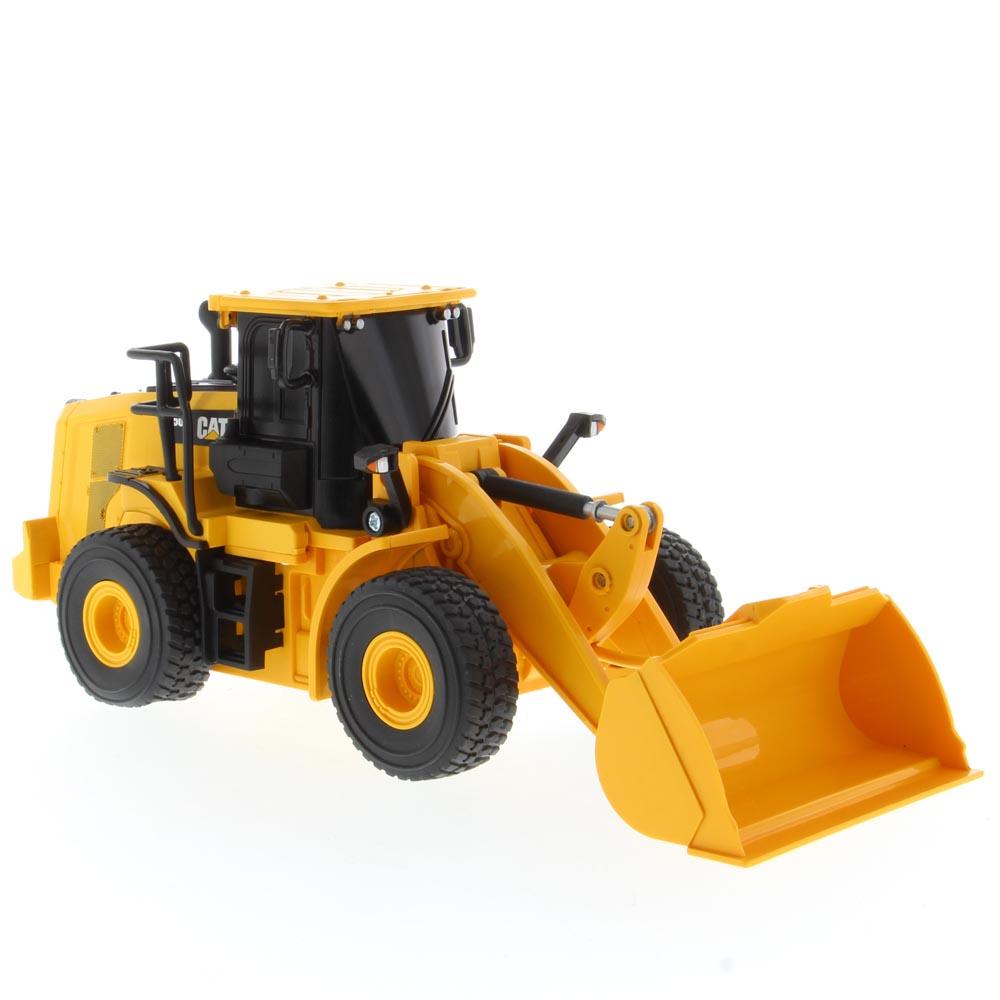 1:35 RC Cat® 950M Wheel Loader DCM 23003
