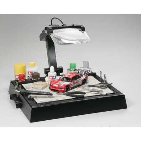 Work Station W/Magnifying Lens Tamiya 74064