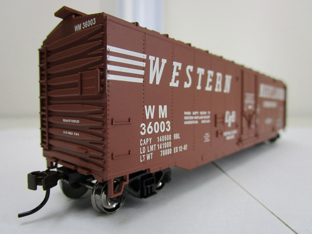 HO Gauge-Bachmann "Silver Series" Western Maryland 50' Plug Door Box Car